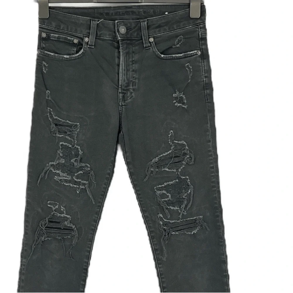 American Eagle distressed next level black jeans New